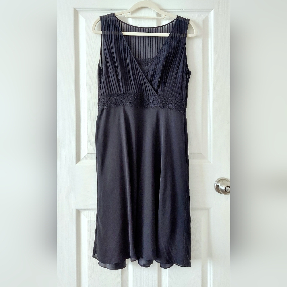 Ann Taylor 100% Silk Elegant Sleeveless Dress